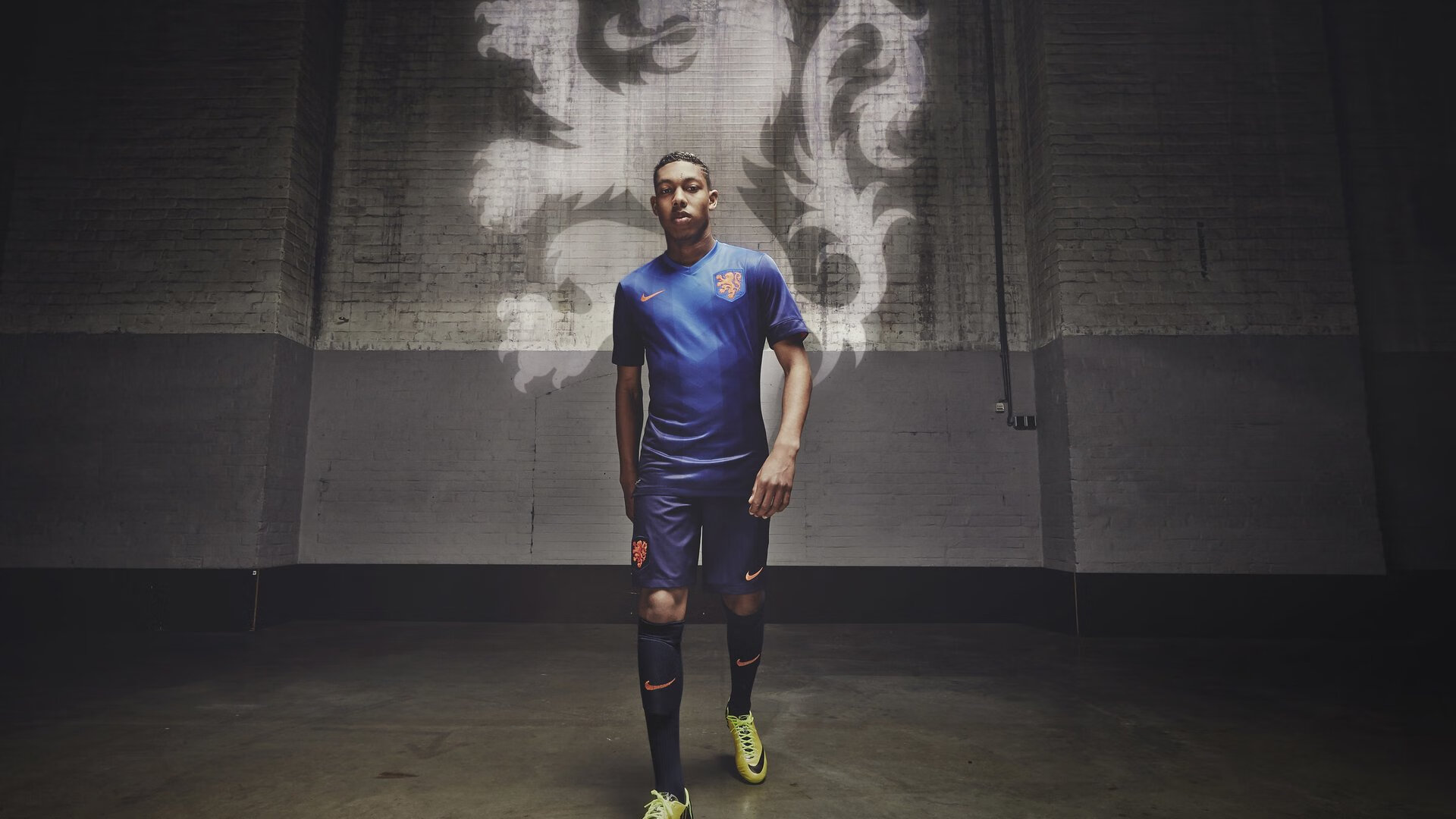 雷恩中场新生代盼提升进攻效率，锋线技校展示锐不可挡，雷恩队主场